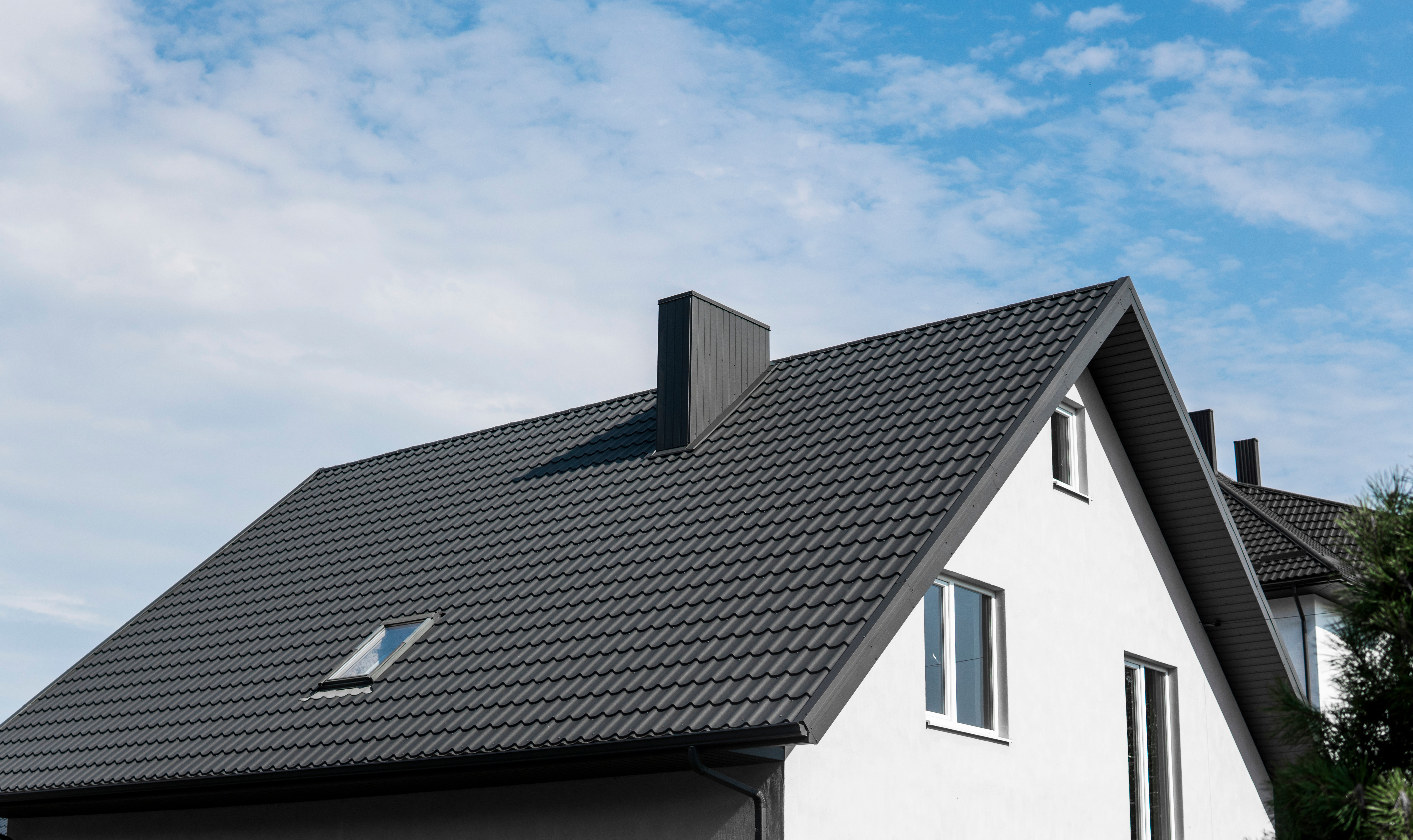 Choosing the Right Roofing Materials for Your Home
